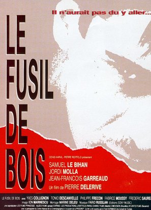 Le fusil de bois - French Movie Poster (thumbnail)