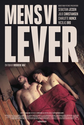 Mens vi lever - Danish Movie Poster (thumbnail)