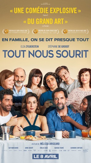 Tout nous sourit - French Movie Poster (thumbnail)