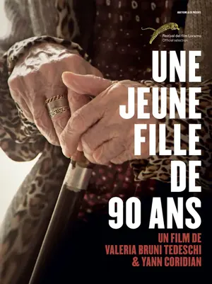 Une jeune fille de 90 ans - French Movie Poster (thumbnail)