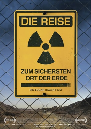 Die Reise zum sichersten Ort der Erde - Swiss Movie Poster (thumbnail)