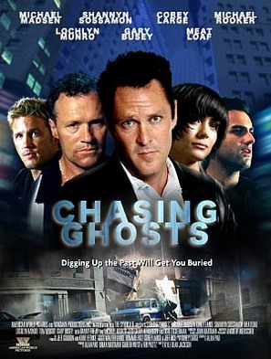 Chasing Ghosts - Movie Poster (thumbnail)