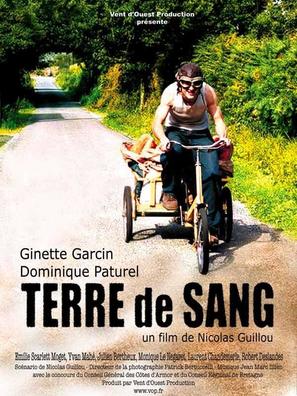 Terre de sang - French Movie Poster (thumbnail)