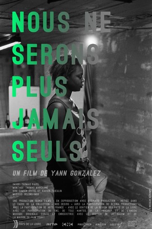 Nous ne serons plus jamais seuls - French Movie Poster (thumbnail)