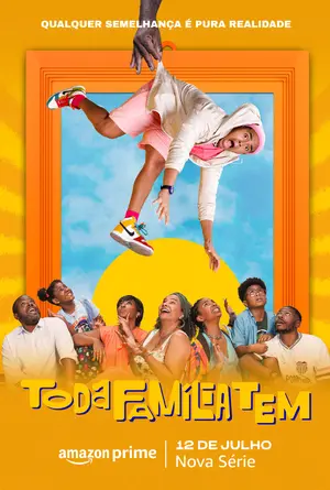 &quot;Toda Fam&iacute;lia Tem&quot; - Brazilian Movie Poster (thumbnail)