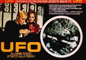 &quot;UFO&quot; - Italian poster (thumbnail)