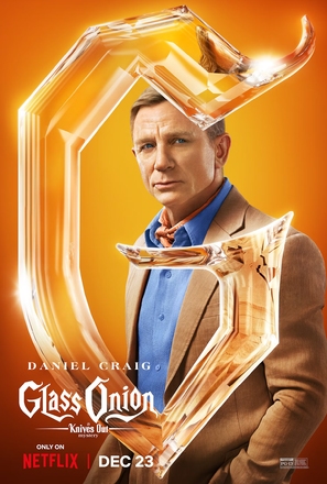 Glass Onion: A Knives Out Mystery - Movie Poster (thumbnail)