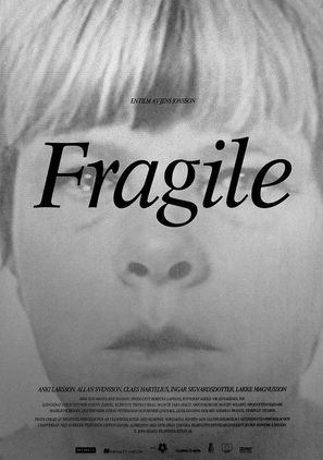 Fragile - Swedish Movie Poster (thumbnail)