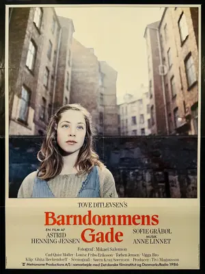 Barndommens gade - Danish Movie Poster (thumbnail)