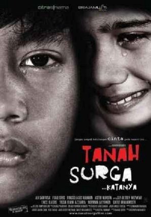 Tanah surga... katanya - Indonesian Movie Poster (thumbnail)