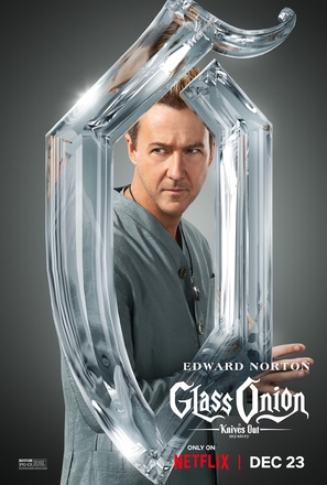 Glass Onion: A Knives Out Mystery - Movie Poster (thumbnail)