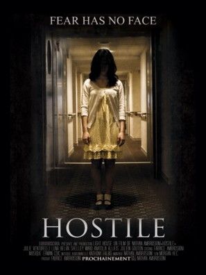 Hostile - French Movie Poster (thumbnail)