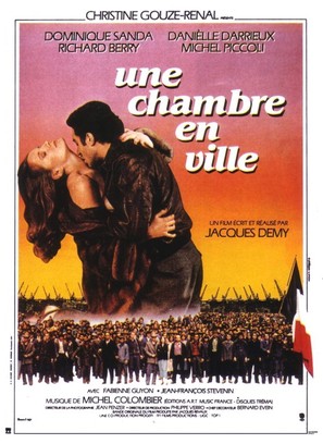 Une chambre en ville - French Movie Poster (thumbnail)