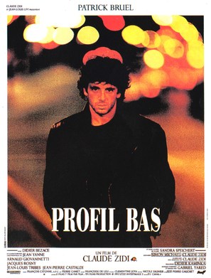 Profil bas - French Movie Poster (thumbnail)