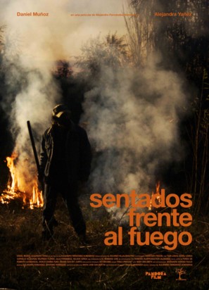 Sentados frente al fuego - Chilean Movie Poster (thumbnail)