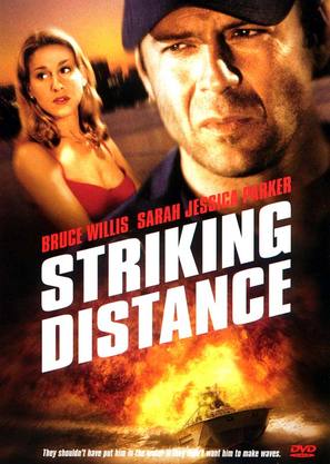 Striking Distance - DVD movie cover (thumbnail)