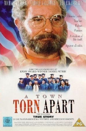 A Town Torn Apart - British Movie Cover (thumbnail)