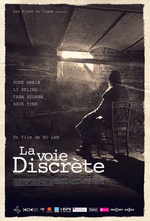 La Voie discr&egrave;te - French Movie Poster (thumbnail)