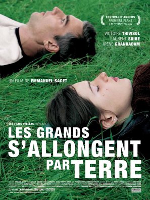 Les grands s&#039;allongent par terre - French Movie Poster (thumbnail)