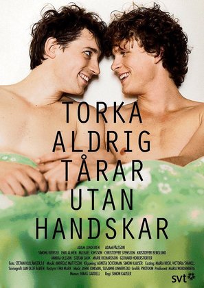 &quot;Torka aldrig t&aring;rar utan handskar&quot; - Swedish Movie Poster (thumbnail)