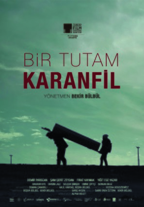 Bir Tutam Karanfil - Turkish Movie Poster (thumbnail)