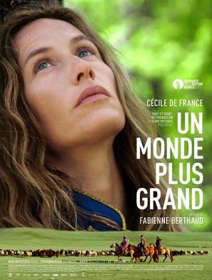 Un monde plus grand - French Movie Poster (thumbnail)