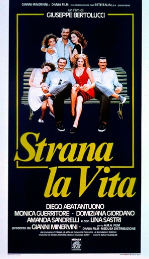 Strana la vita - Italian Movie Poster (thumbnail)