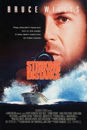 Striking Distance - Movie Poster (thumbnail)