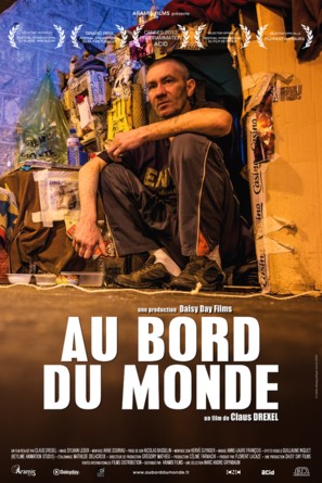 Au bord du monde - French Movie Poster (thumbnail)
