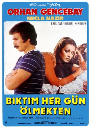 Biktim her g&uuml;n &ouml;lmekten - Turkish poster (thumbnail)